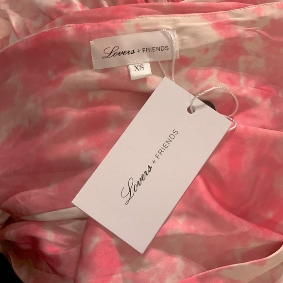 REVOLVE Lovers and Friends Vince Crop Top in Pink Tie Dye - Picture 5 of 5